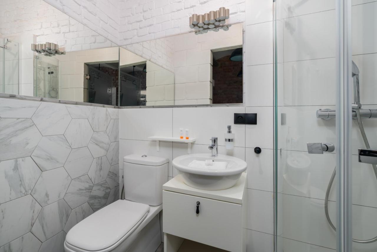 Underground Level Apartments Strzalowa By Renters Poznań Extérieur photo