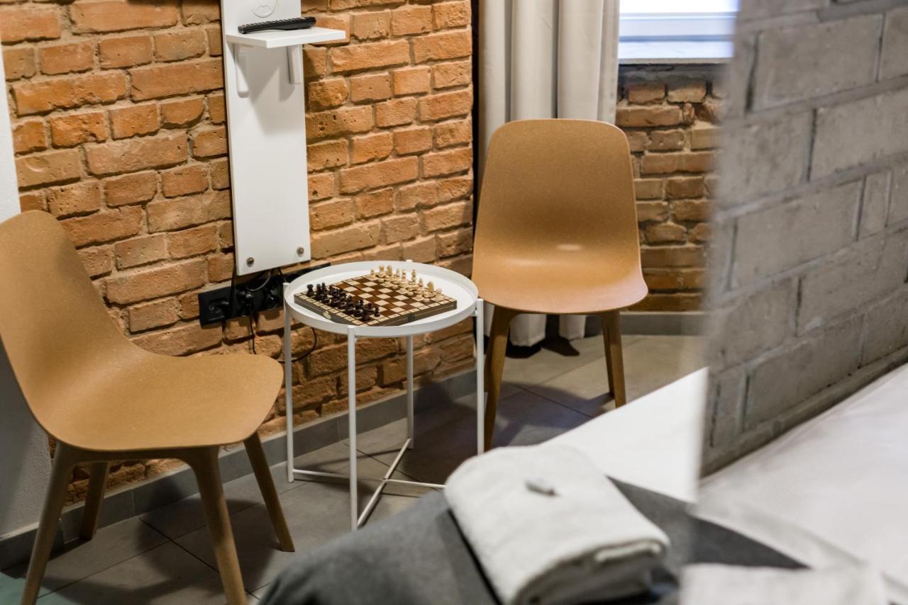 Underground Level Apartments Strzalowa By Renters Poznań Extérieur photo