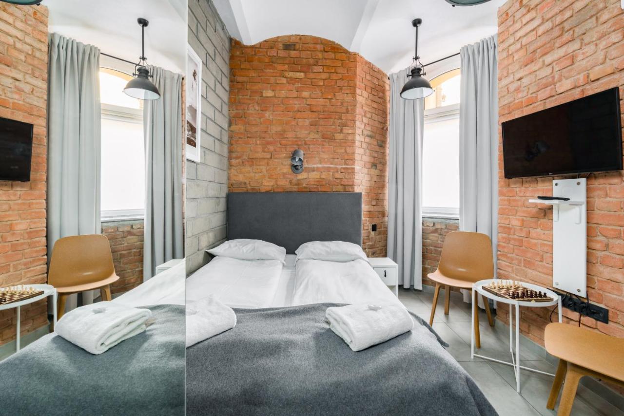 Underground Level Apartments Strzalowa By Renters Poznań Extérieur photo