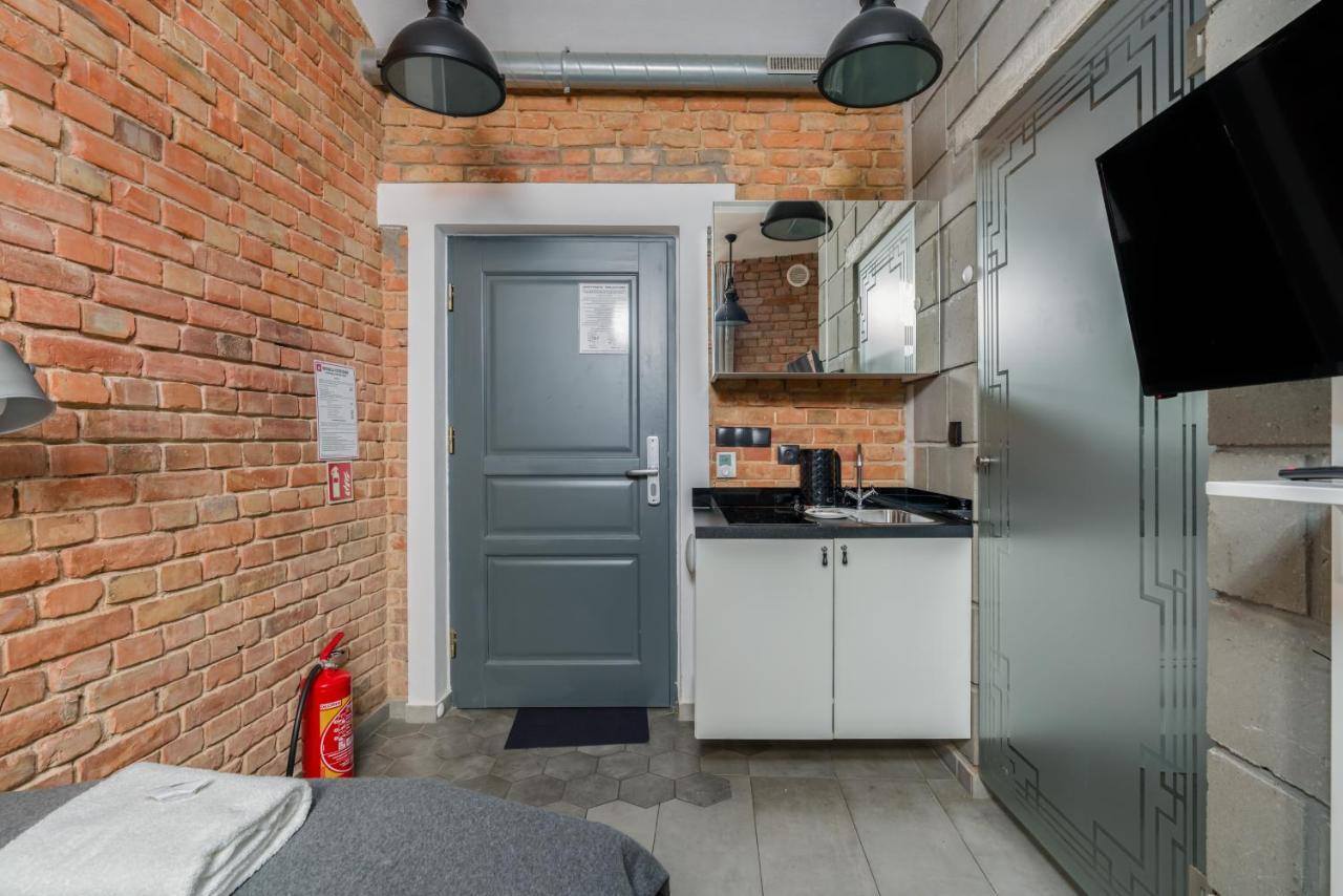 Underground Level Apartments Strzalowa By Renters Poznań Extérieur photo