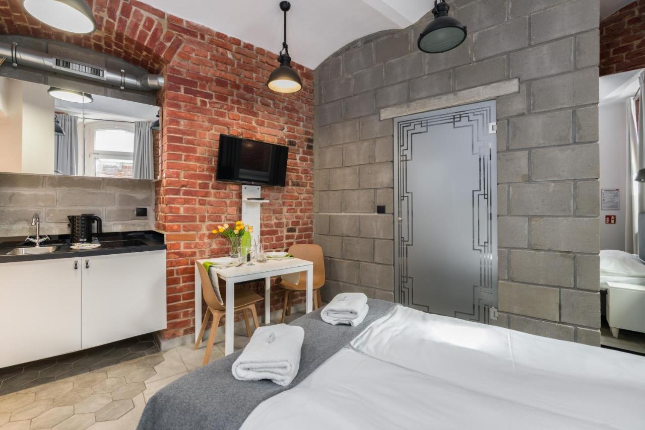 Underground Level Apartments Strzalowa By Renters Poznań Extérieur photo